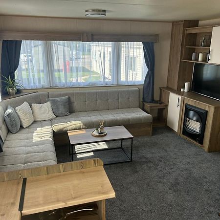 Gristhorpe Blue Dolphin Holiday Park מראה חיצוני תמונה