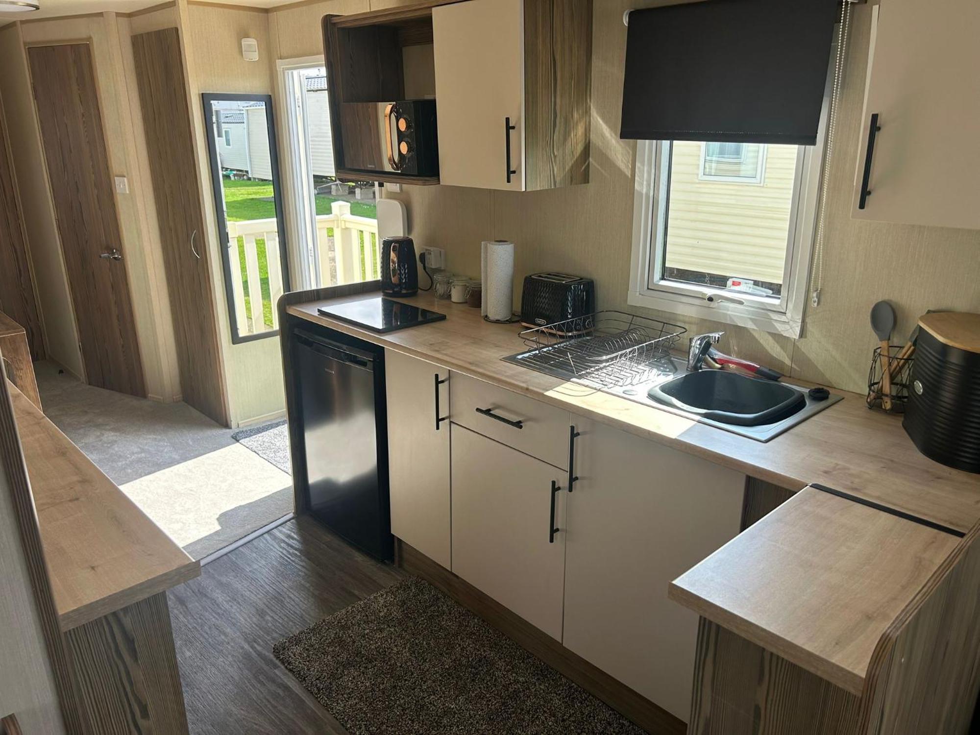 Gristhorpe Blue Dolphin Holiday Park מראה חיצוני תמונה