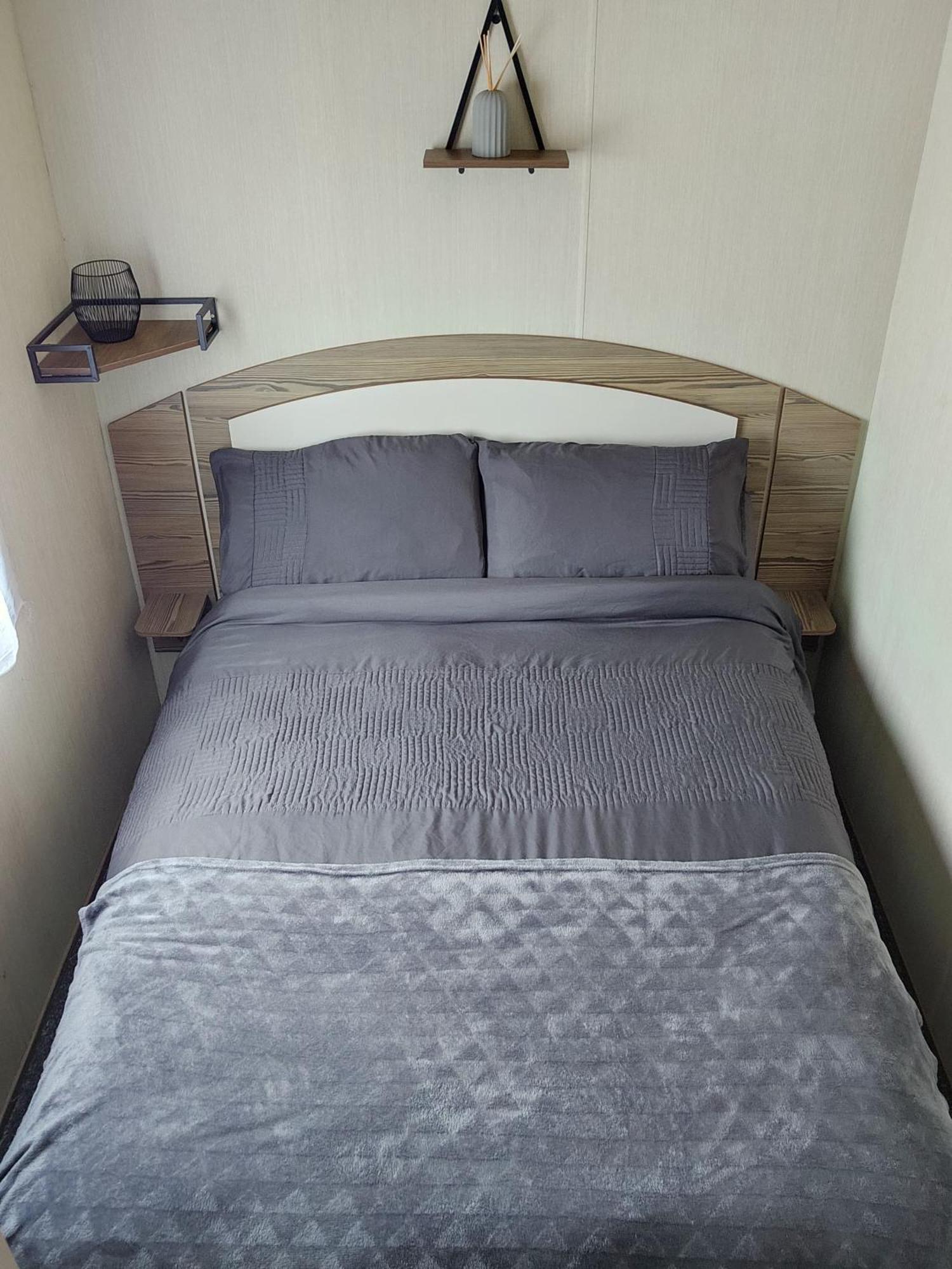 Gristhorpe Blue Dolphin Holiday Park מראה חיצוני תמונה